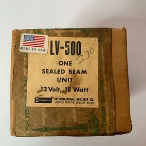 vintage International Register Co. sealed beam unit LV-500 12Volt 18Watt